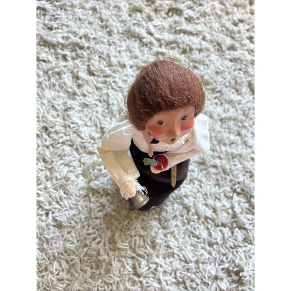 Byers' Choice The Carolers Teacher Figure, 1994 - Picture 3 of 9